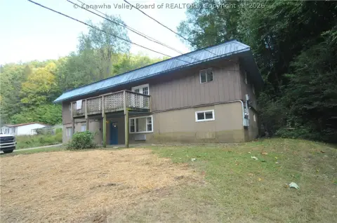 Three-Unit Apartment Triplex