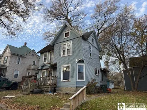 Jamestown Multifamily Income Property