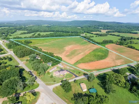 Farm-Ready Acreage Tract
