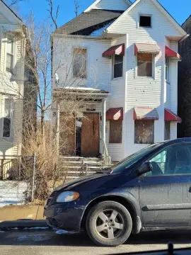 Chicago Multifamily Property For Sale