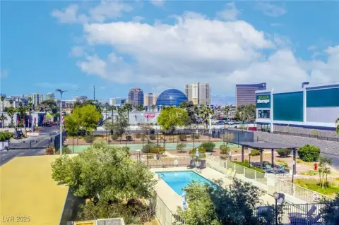 Las Vegas High-Rise Living