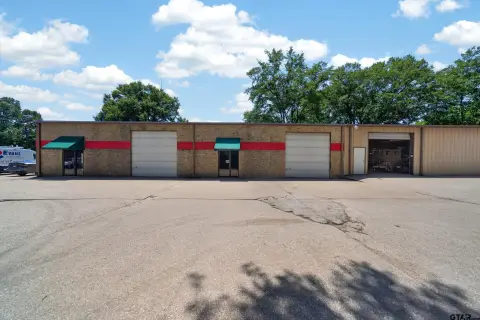 Office-Warehouse Flex Property