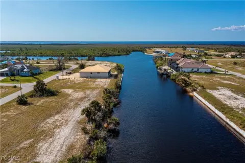 Waterfront Land in Cape Coral