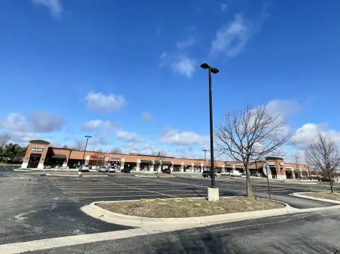 Retail Center Near Walgreens