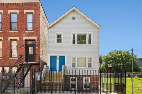 Legal 3-Flat with Garden Unit