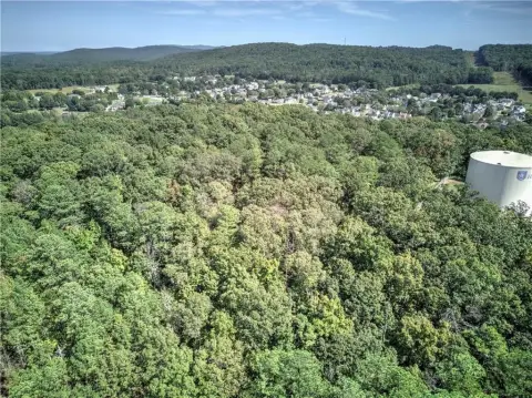 Residential Land in Cartersville, GA