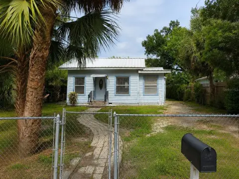Duplex with Detached Efficiency Unit