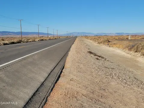 West Lancaster Acreage Opportunity