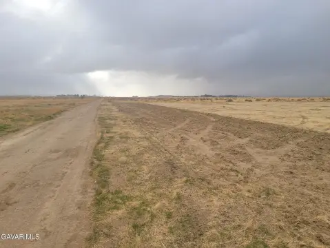 West Lancaster Acreage Opportunity