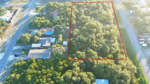 Spacious Residential Lot in Rockport