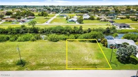 Cape Coral Canal Lot