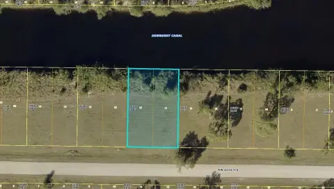 Waterfront Lot in Cape Coral