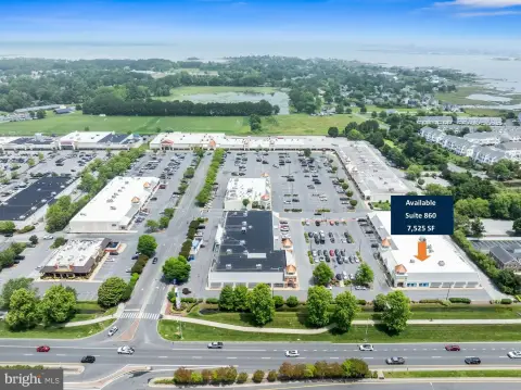 Prime Retail Space on Ocean Gateway