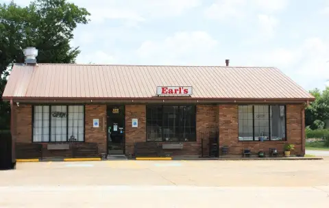 Turn-Key Restaurant in Downtown Auburn