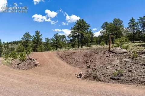 Mountain Homesite with Level Pad