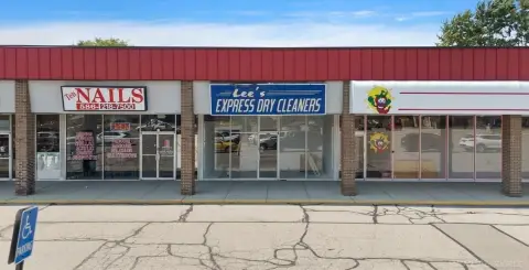 Shopping Plaza Retail Space