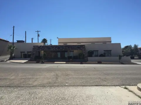 Four-Unit Office Building