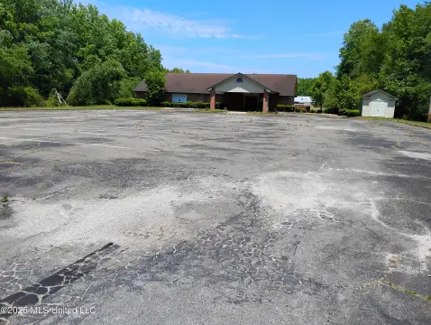 Church Facility on Acreage