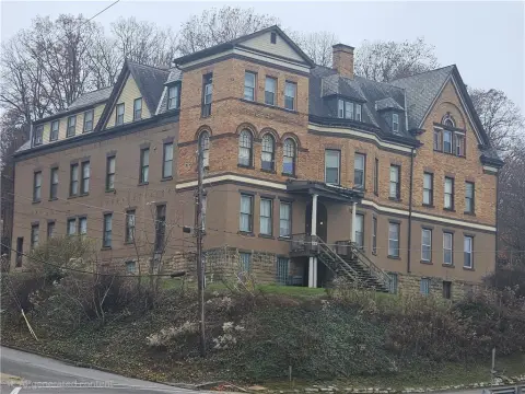15-Unit Apartment Property