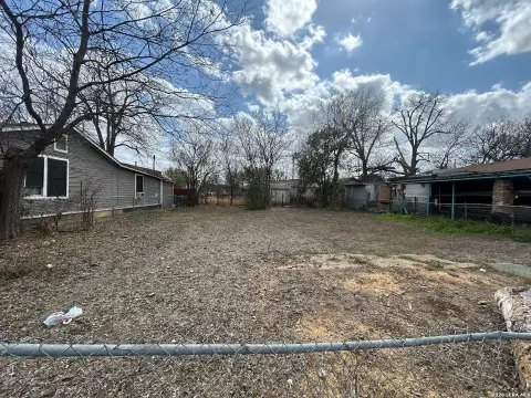 Residential Lot in Growing Area