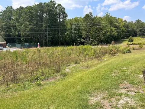 Commercial Corner Lot in Columbia