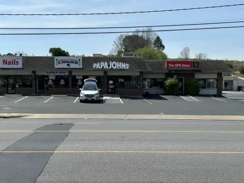 Single-Story Shopping Center