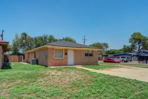Fully Leased Duplex Investment