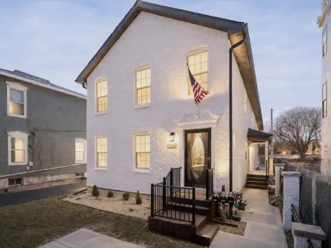 Triplex Building with Garage Parking