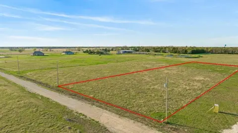 Blossom, Texas Land Opportunity
