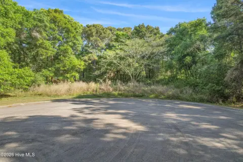 Homesite in Waterfront Community