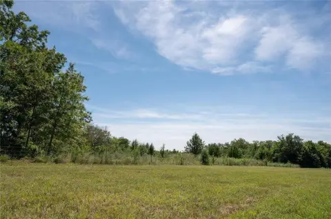 6 Acres Vacant Land