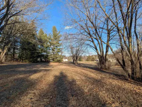 Buildable Lot in Lake Summerset