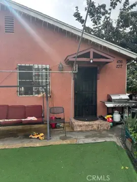 Los Angeles Duplex Available