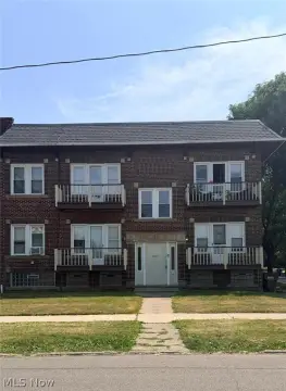 8-Unit Apartment Building