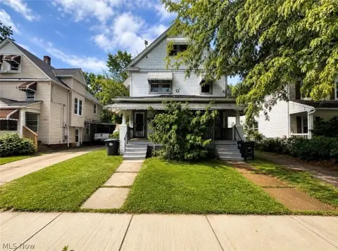 Two-Unit Frame Duplex