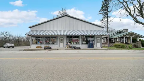 Retail Shop with Heated Garage