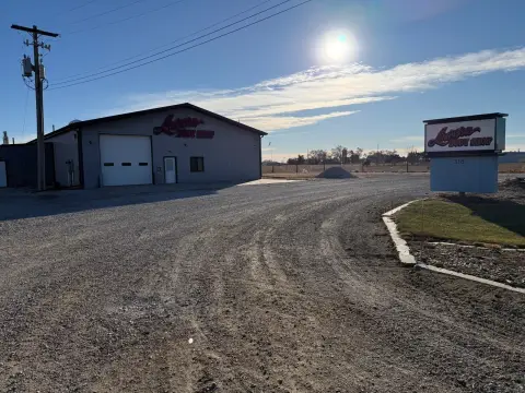 Commercial Building in Aurora, NE