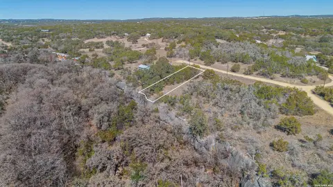 Land in Scenic Hill Country
