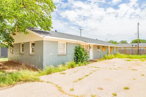Duplex with Open 3-Bed Units