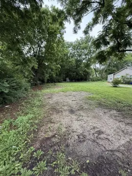 Residential Lot in Bowling Green
