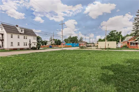 Vacant Commercial Development Lot