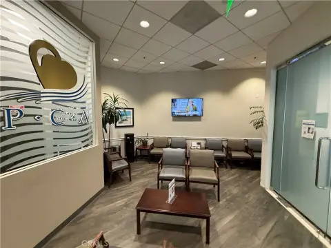 Medical Office Suite with 6 Exam Rooms