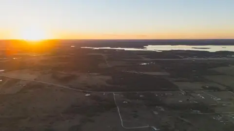 Bridgeport Land with Views