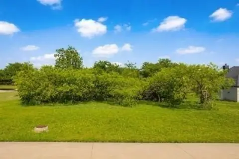 Residential Lot in Lake Ridge