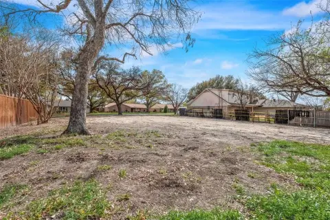 Residential Lot in North Dallas