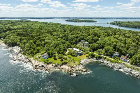 Direct Waterfront Building Lot