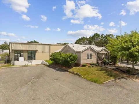Flex Building with Warehouse