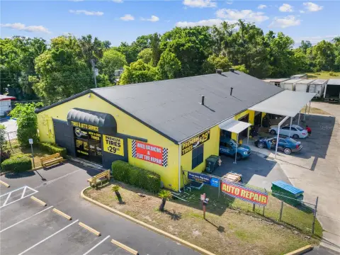 Auto Shop with Multiple Buildings