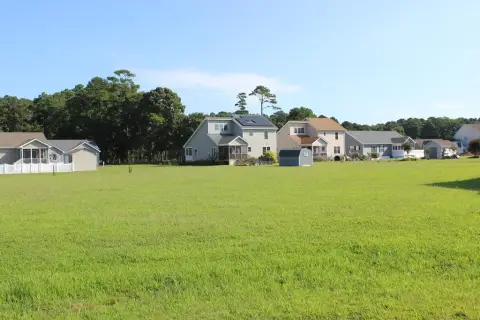 Oversized Cleared Lot on Cul-de-Sac
