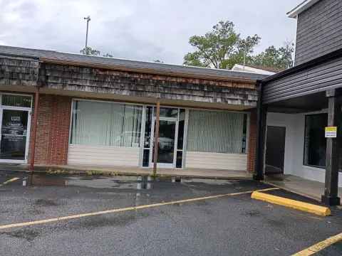 One-Story Office Unit